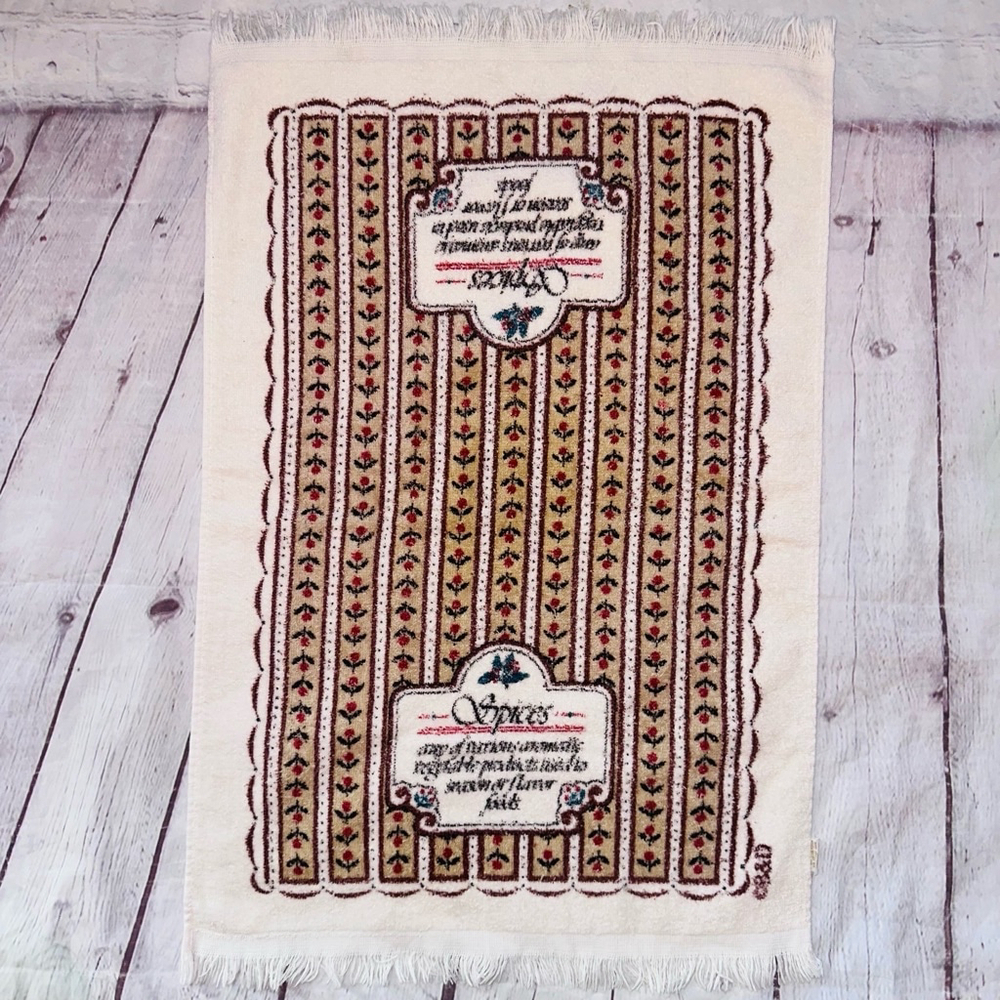 NOS Vintage Hard To Find B & D Spices Fringed Kitchen Hand Towel